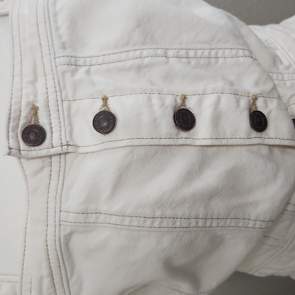 Levi's Iconic Button-Up Dress - Picture 7 of 12